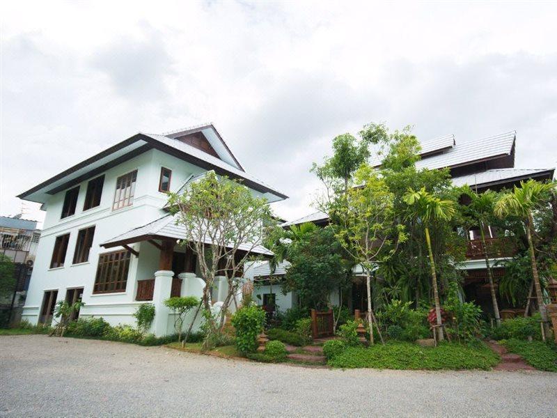 Rich Garden House Hotel Chiang Mai Exterior foto